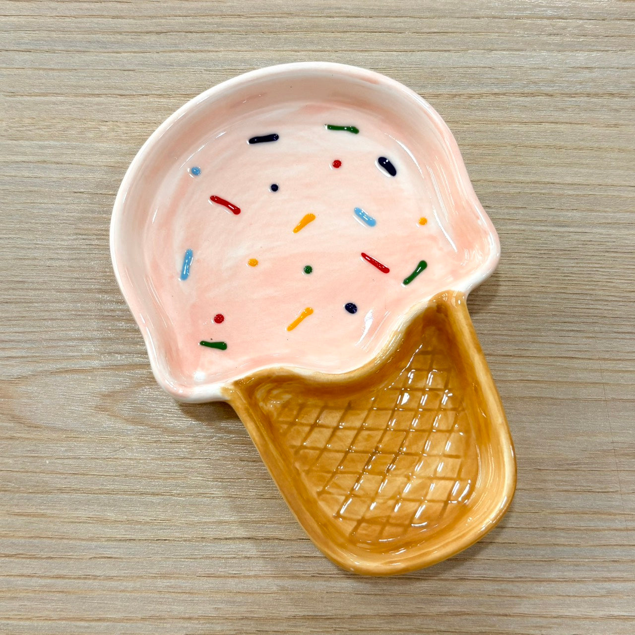 好宅現貨 🏠 冰淇淋 櫻桃 調味碟 醬油碟 小碟 陶瓷碟 碟子 調味料碟 沾料碟 釉下彩碟子 甜點盤 小盤子 分隔醬料碟