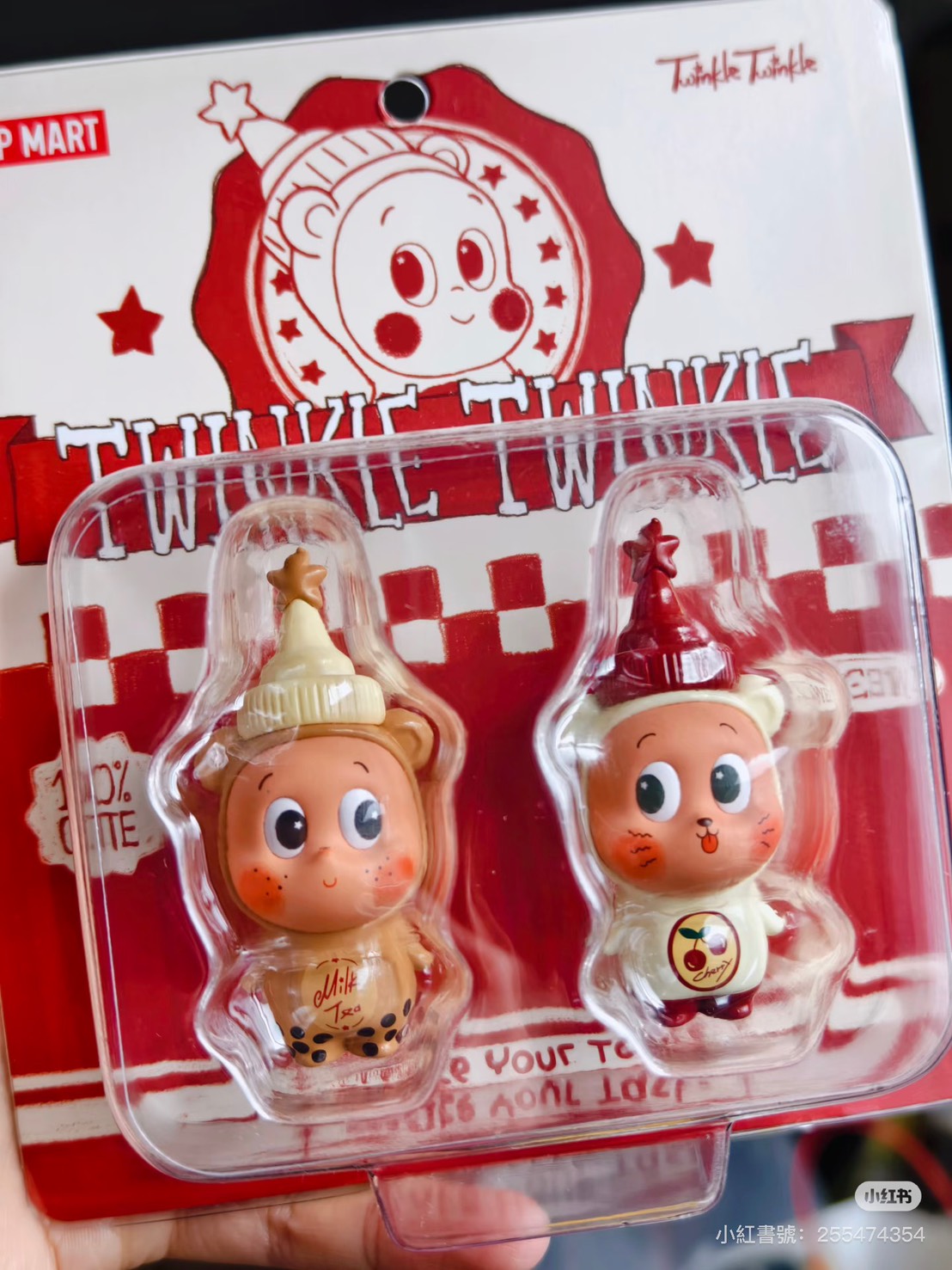 快速預購⚡星星人 珍珠奶茶 & 櫻桃冰茶 喜茶聯名 徽章 茶瓶款 舉杯款 積分兌換 萌粒 泡泡瑪特 popmart 公仔 吊卡