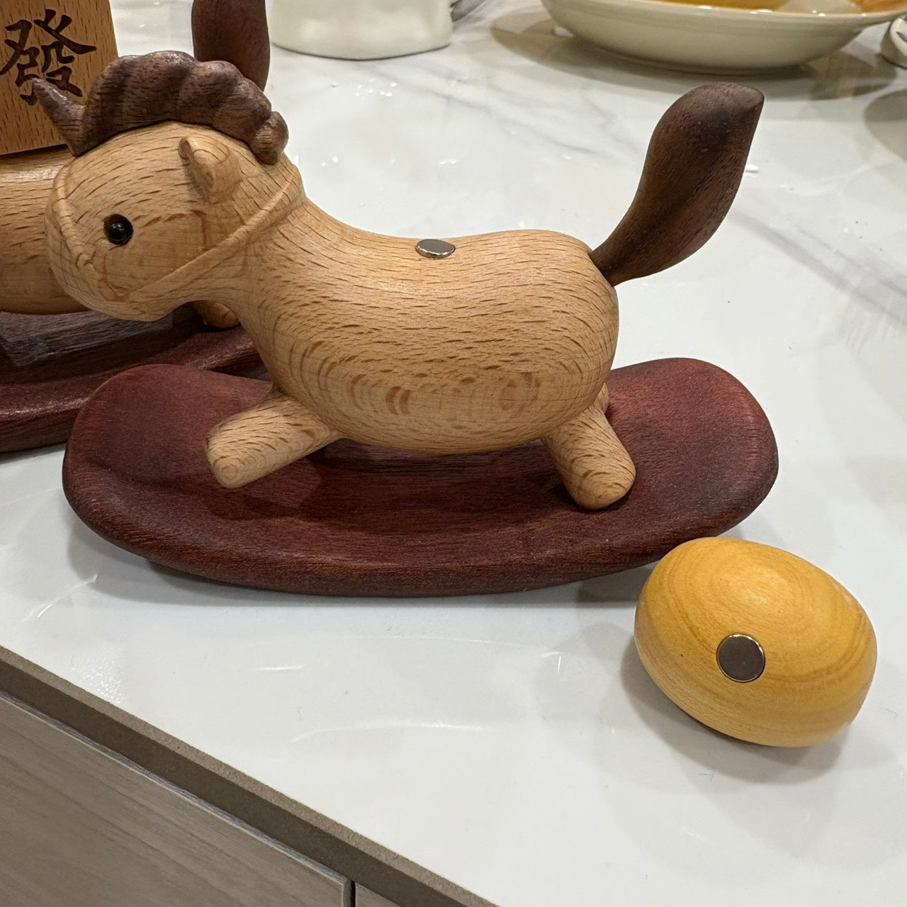好宅選品 🏠 馬上發財 馬上有錢 櫸木搖搖木馬 掛件木雕小馬 擺飾 木藝裝飾品 馬年禮物 馬年擺飾