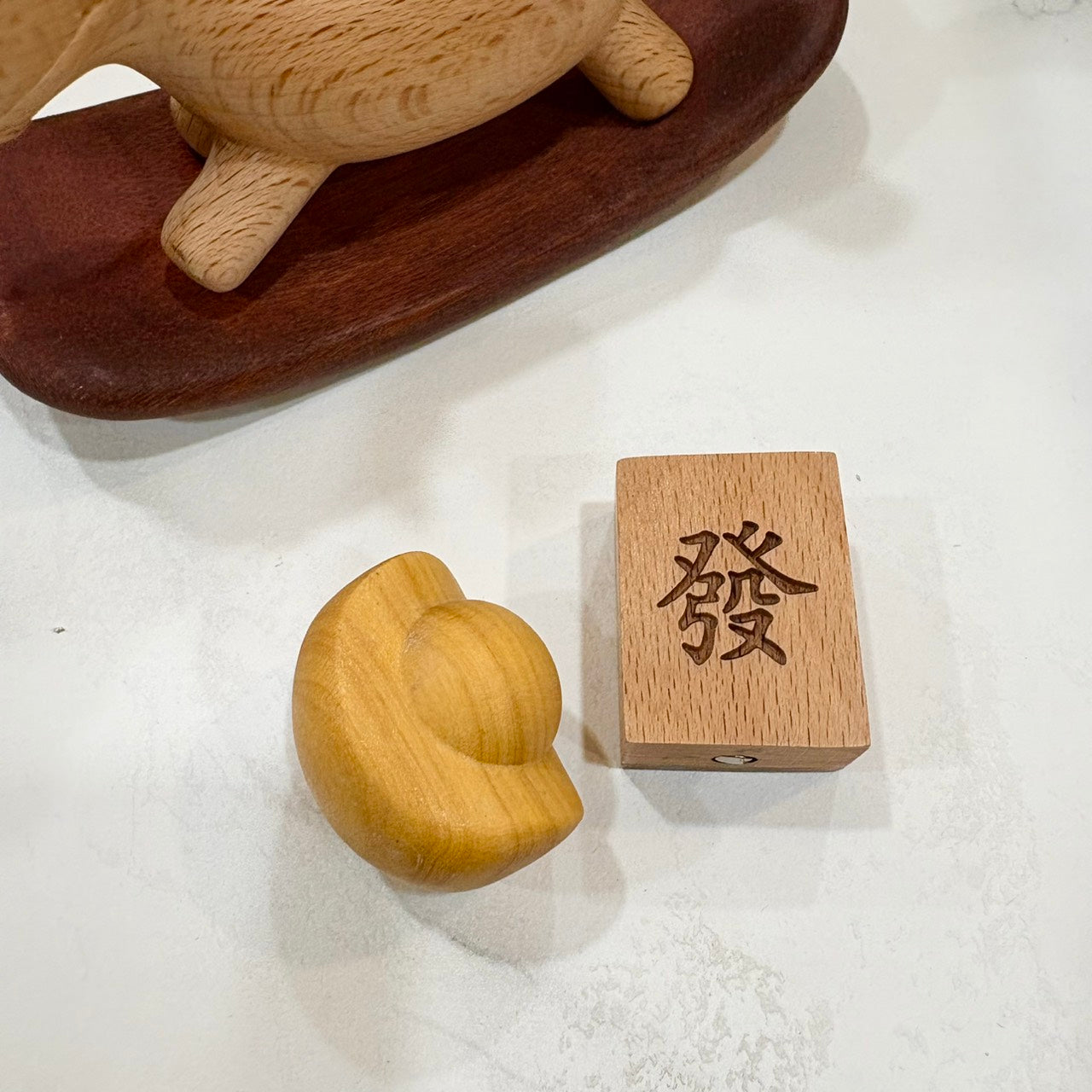 好宅選品 🏠 馬上發財 馬上有錢 櫸木搖搖木馬 掛件木雕小馬 擺飾 木藝裝飾品 馬年禮物 馬年擺飾