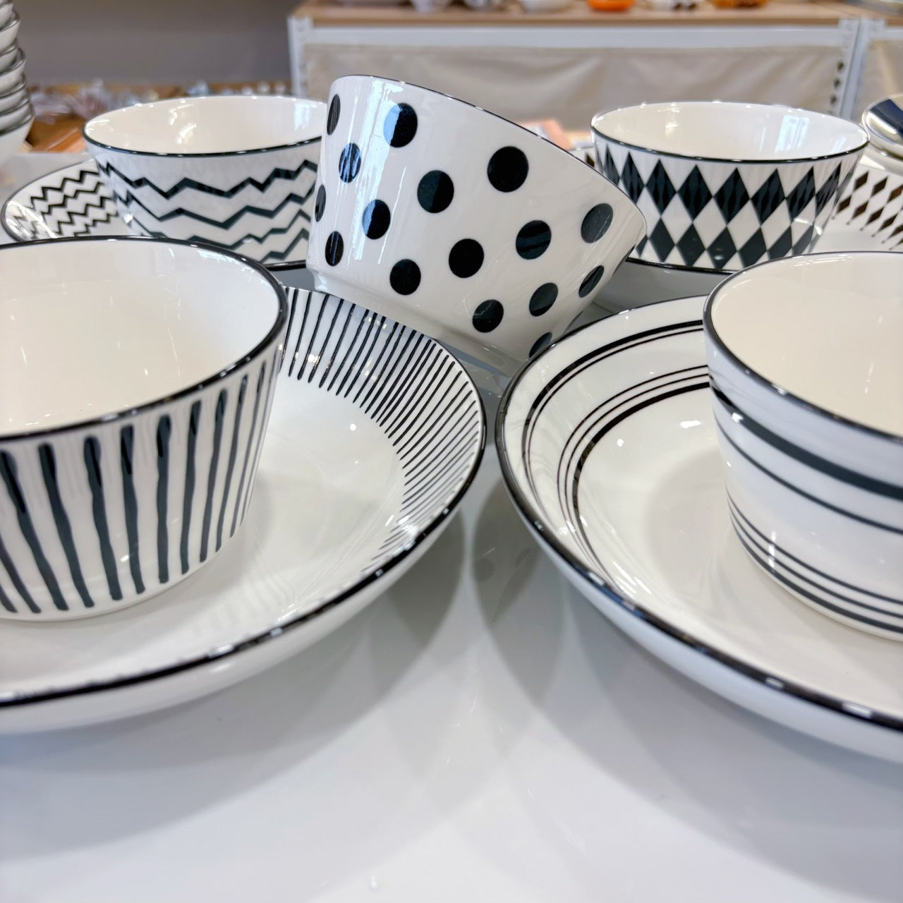 好宅選品 🏠 赫本摩登風格 陶瓷碗 餐具 碗公 餐碗 飯碗 器皿 餐盤 8吋盤 陶瓷盤