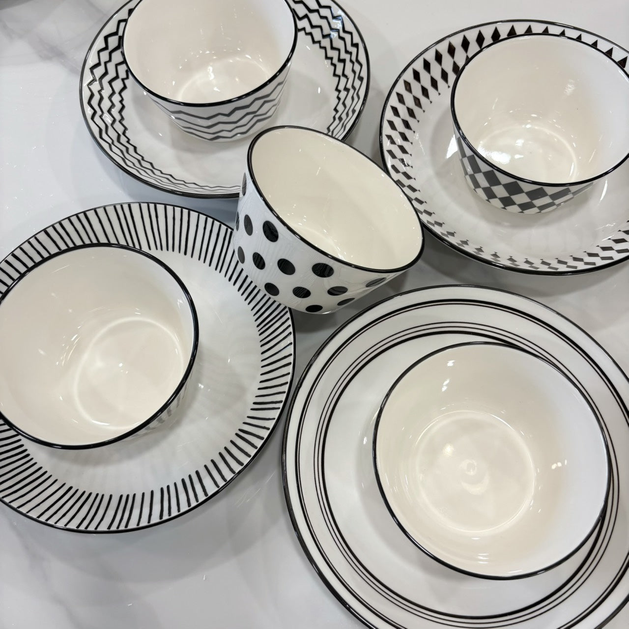 好宅選品 🏠 赫本摩登風格 陶瓷碗 餐具 碗公 餐碗 飯碗 器皿 餐盤 8吋盤 陶瓷盤