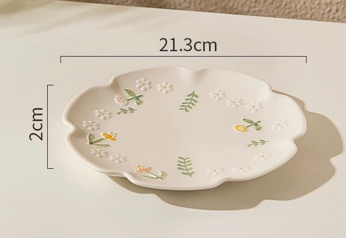 好宅選品 🏠 法式浮雕小雛菊 陶瓷碗 餐具 碗公 餐碗 飯碗 器皿 餐盤 8吋盤 陶瓷盤 魚盤