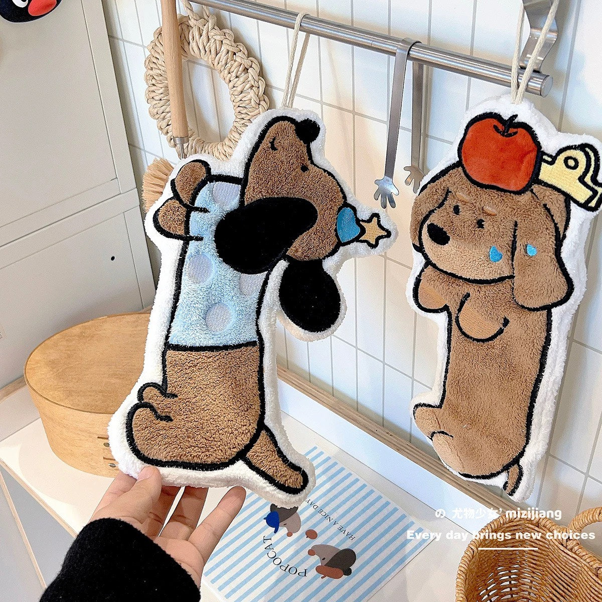 好宅選品 🏠 臘腸狗擦手巾 雙層加厚 珊瑚絨 刺繡 洗手小方巾 掛式毛巾