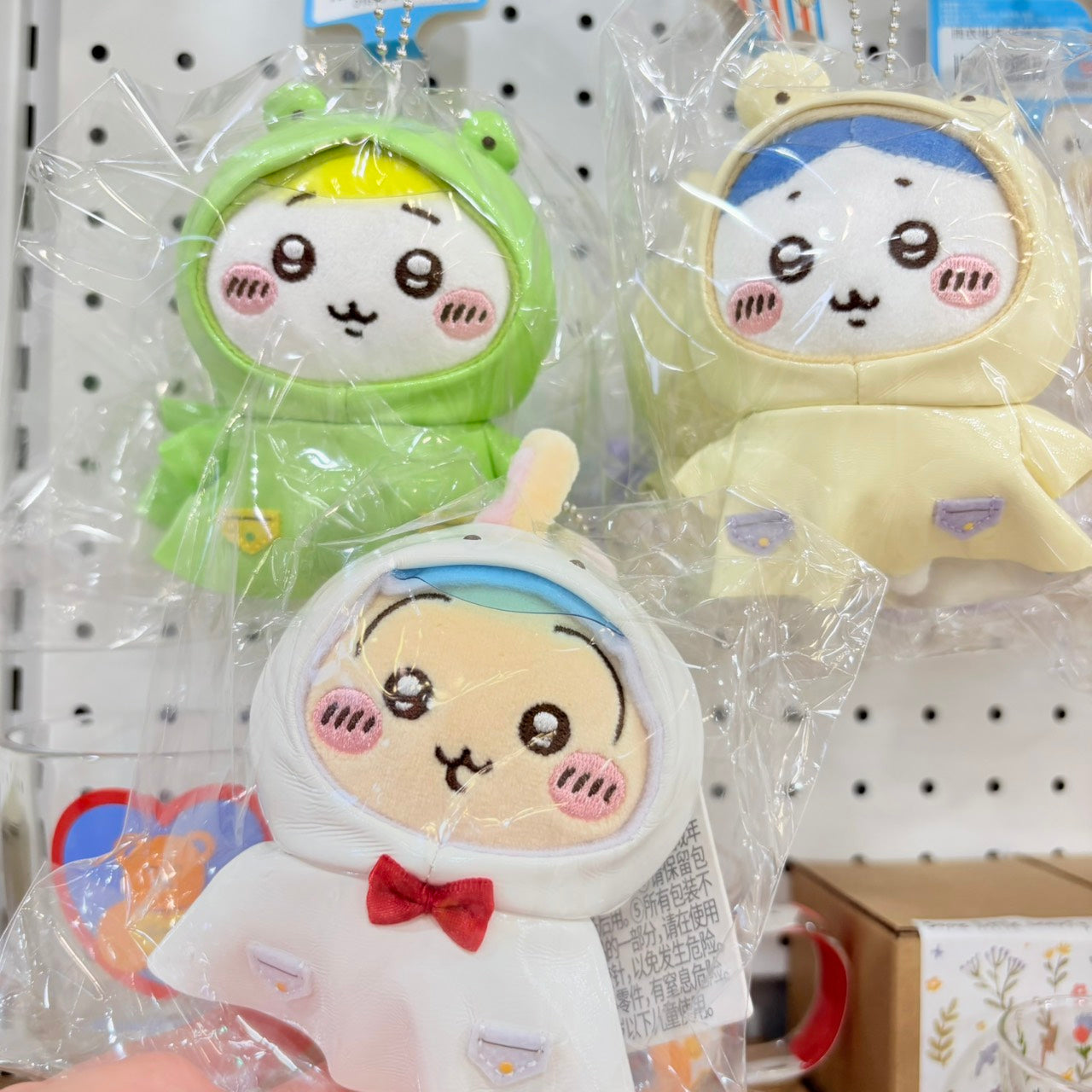 現貨秒發 🔥 吉伊卡哇 雨衣掛件 夏日季 Miniso 毛絨公仔 名創優品 烏薩奇 小八 chiikawa 泳圈 吊飾