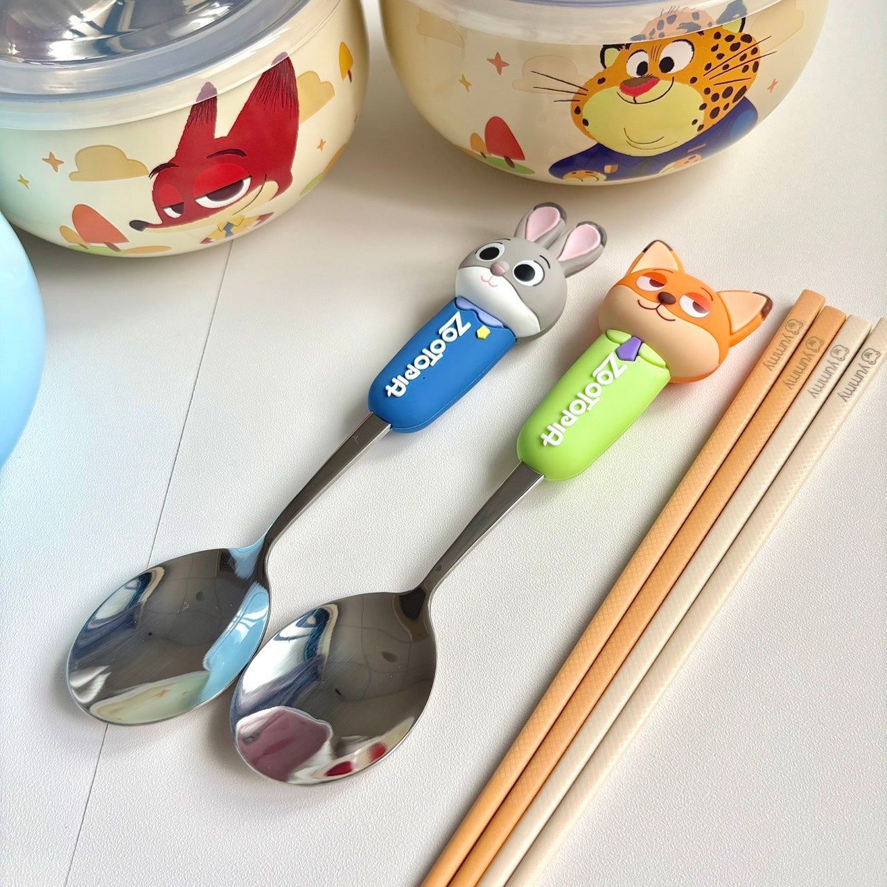 好宅現貨 🏠 動物方城市 316不鏽鋼碗 三色碗 幼兒園 帶蓋碗 餐具 兒童餐具 動物瘋狂城 環保餐具 便攜湯匙 筷子