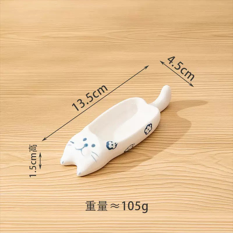 好宅現貨 🏠 貓咪趴姿造型 醬料罐 調味碟 醬油碟 小碟 陶瓷碟 碟子 調味料碟 沾料碟 釉下彩碟子