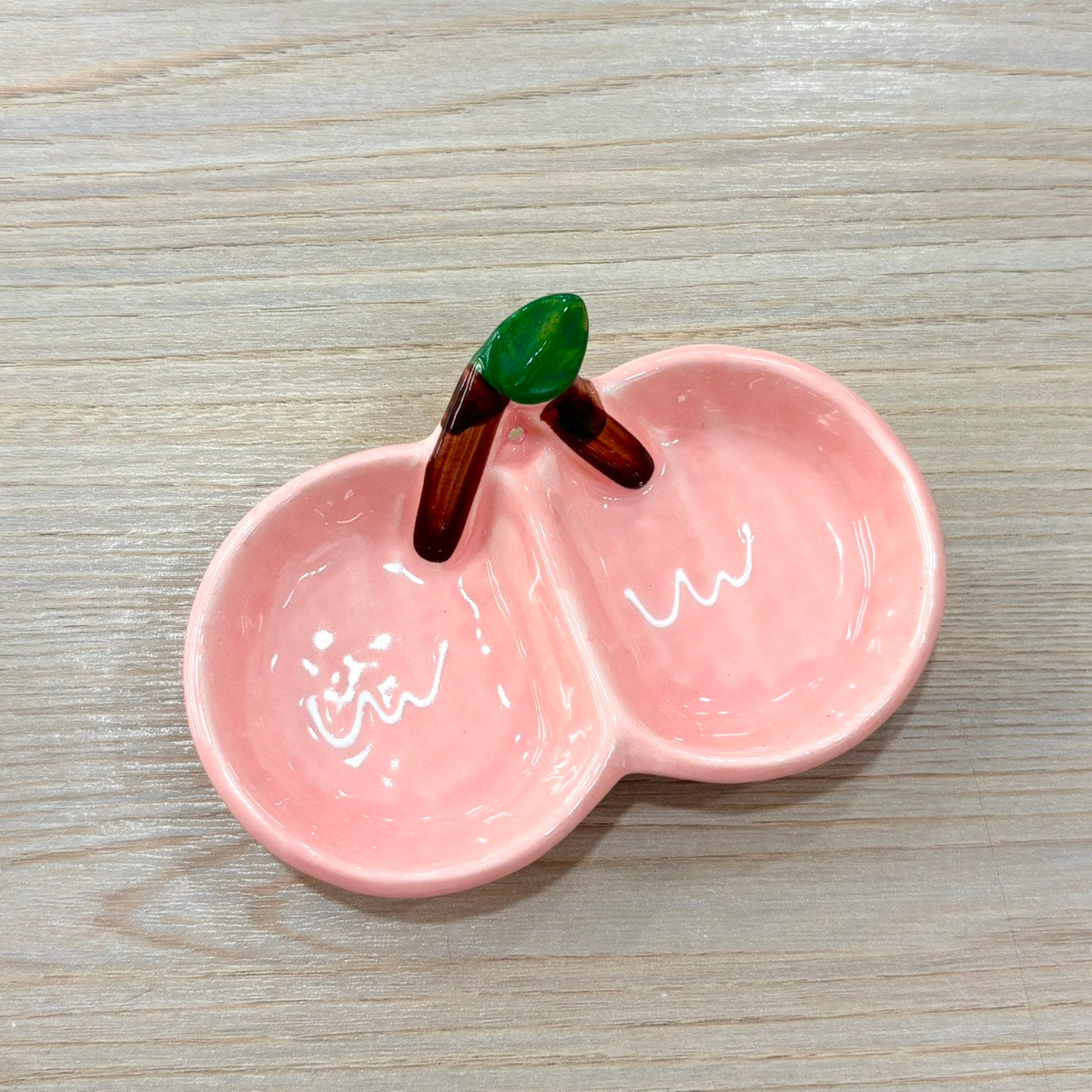 好宅現貨 🏠 冰淇淋 櫻桃 調味碟 醬油碟 小碟 陶瓷碟 碟子 調味料碟 沾料碟 釉下彩碟子 甜點盤 小盤子 分隔醬料碟