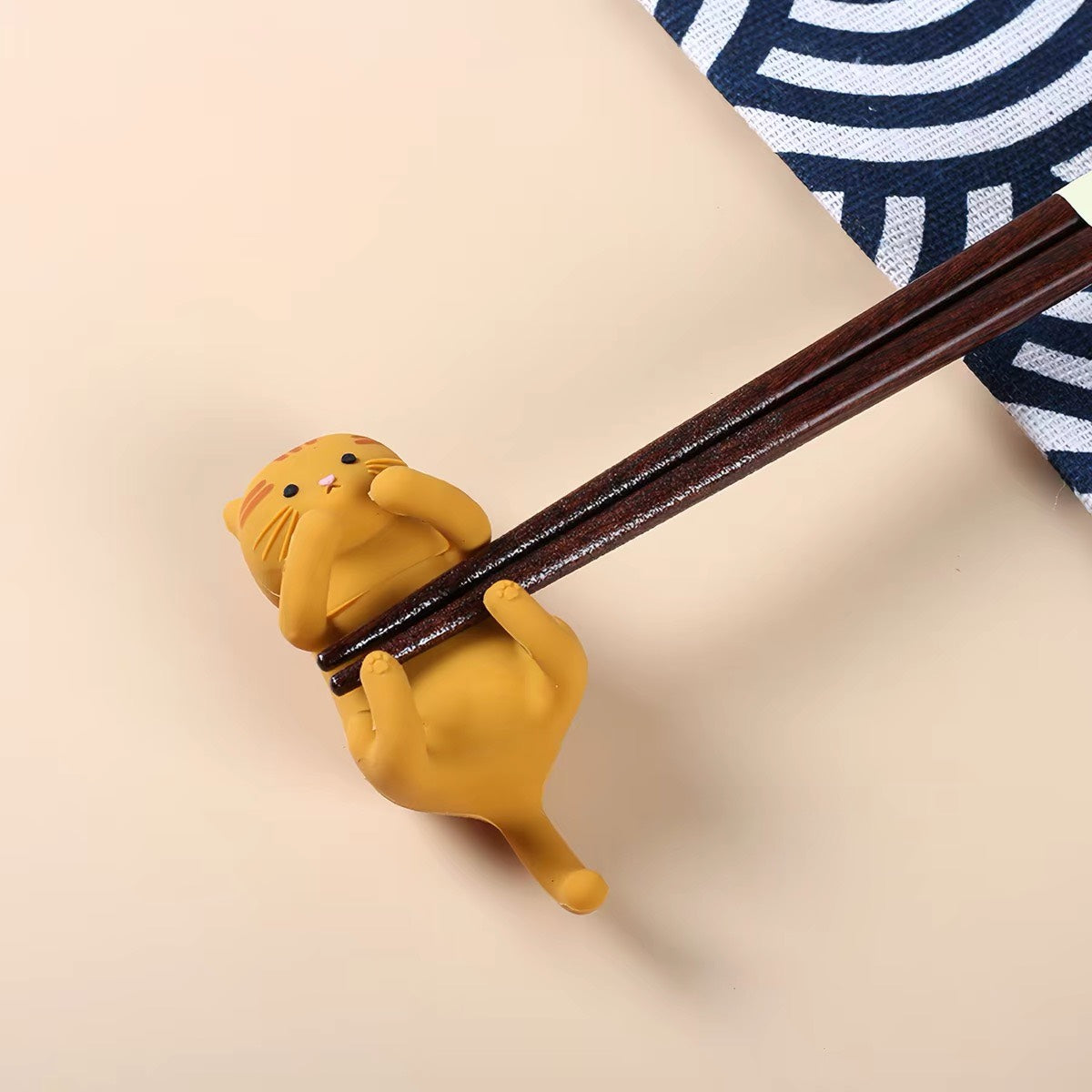 現貨秒發 ⚡ 日本進口 貓咪筷組 餐具禮物 貓咪筷架 筷筷享福 木筷 筷子 餐具 入厝禮 桌上禮 婚禮小物