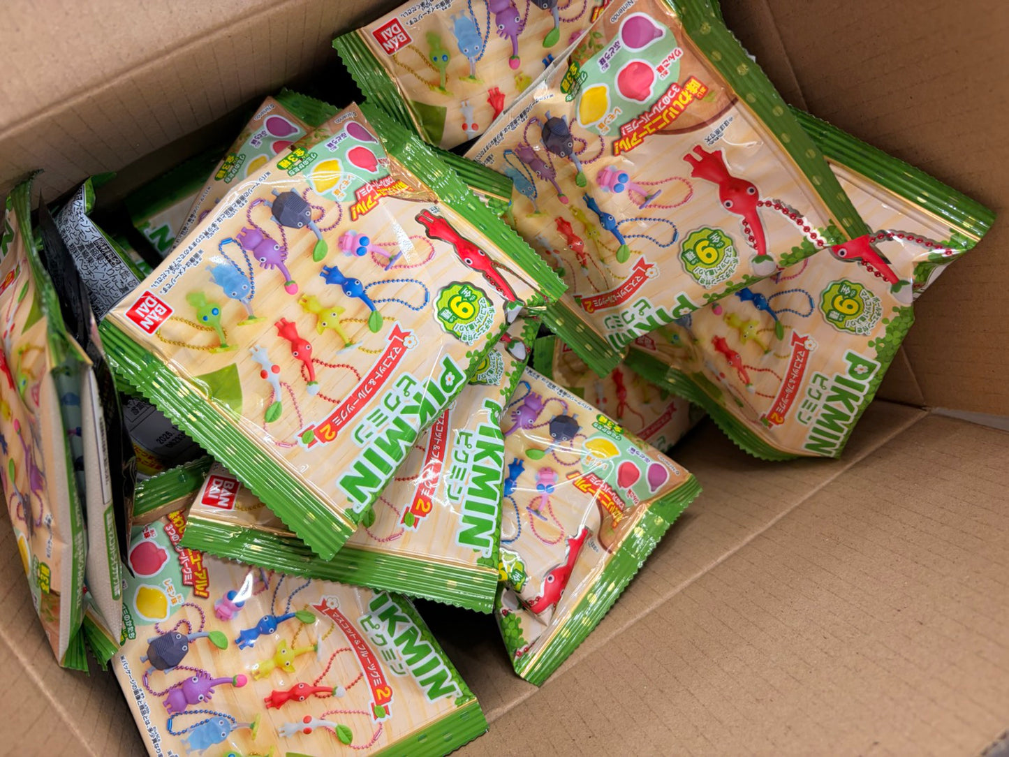 好宅現貨 🏠 BANDAI 萬代 食玩 皮克敏 pikmin 軟糖 公仔 掛件 任天堂 正品 果汁軟糖 吊飾 盲盒