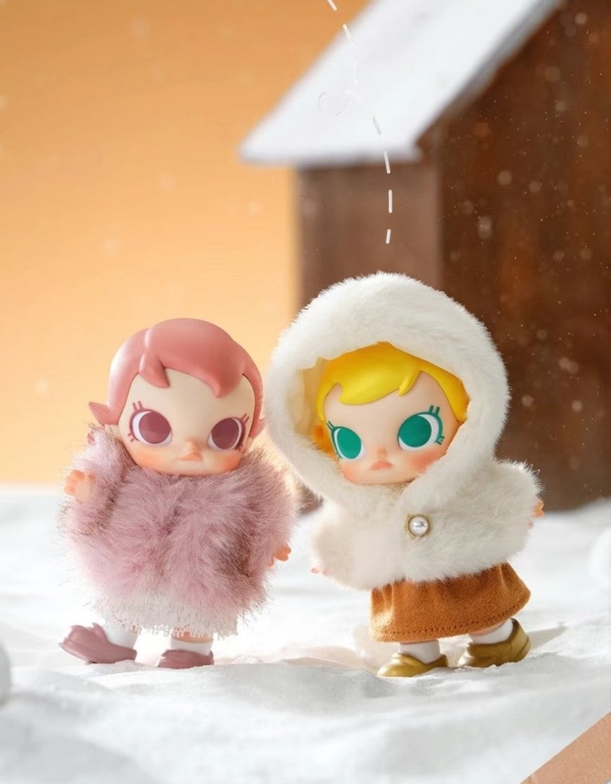 快速預購🔥 Molly 積極入冬 毛絨搪膠掛件 泡泡瑪特 公仔 popmart 吊卡 禮物 手辦 娃娃 吊飾 一點都不冷