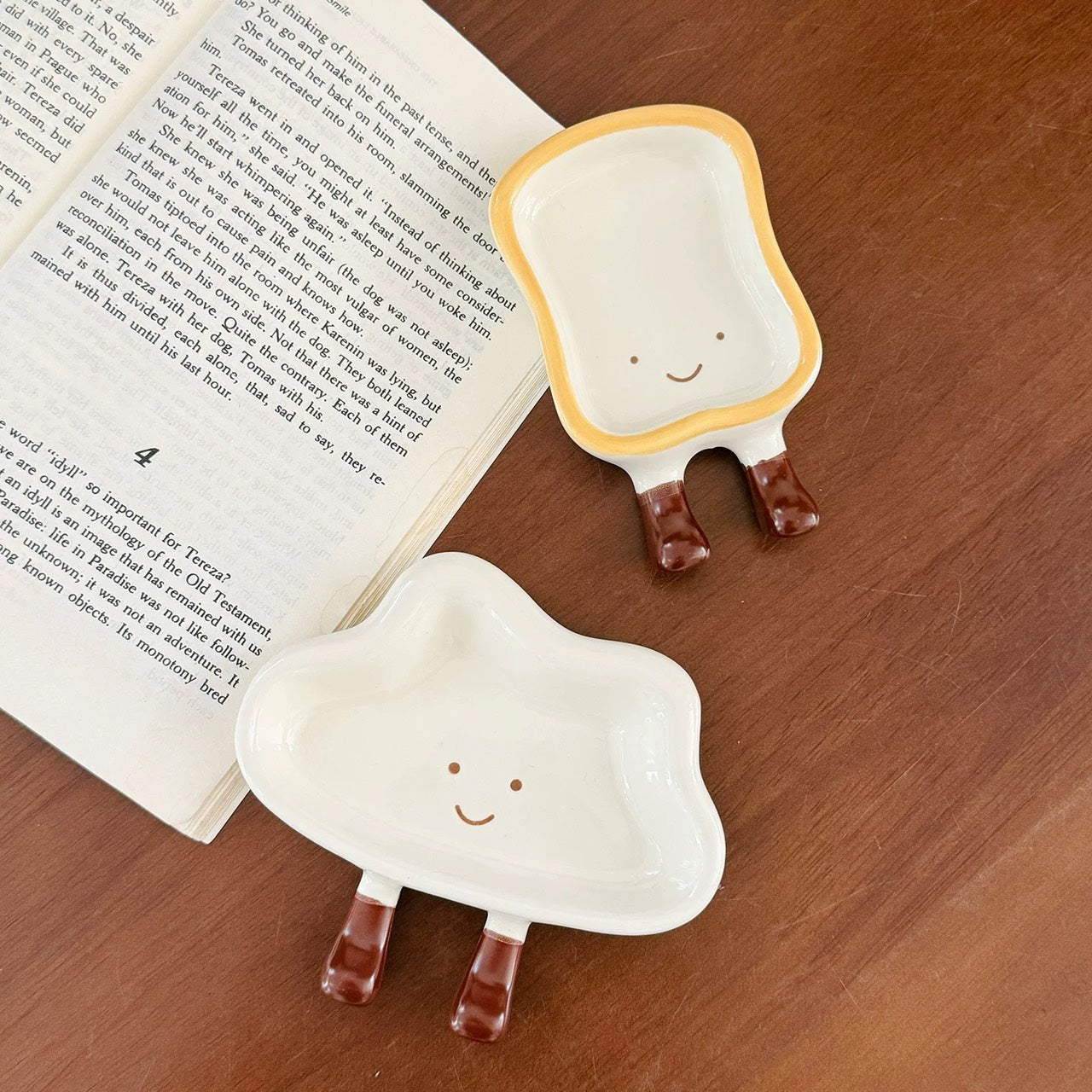 好宅選品 🏠 可愛麵包 陶瓷 碟子 創意餐具 醬料碟 沾醬碟(未完成上架