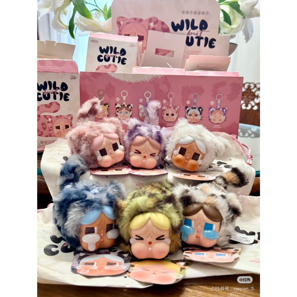 快速預購🔥 哭娃 豹豹貓貓 確認款 搪膠毛絨 Crybaby 盲盒 手機掛鍊 掛件 泡泡瑪特 公仔 毛絨公仔 娃娃吊飾