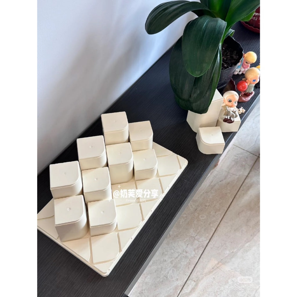 特價優惠中 🔥 積木展示盒 免組裝 收納盒 公仔展示盒 泡泡瑪特 popmart 壓克力盒 收藏盒 展示櫃 可堆疊